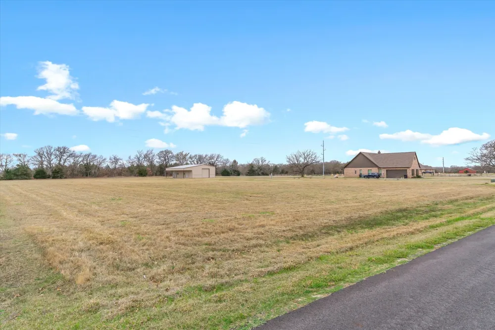 5971 Hidden Oaks Drive Quinlan, TX 75474