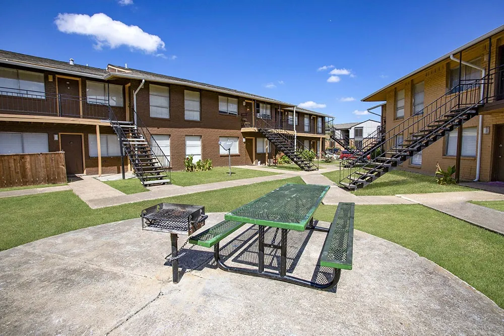 14208 Heritage Circle Farmers Branch, TX 75234