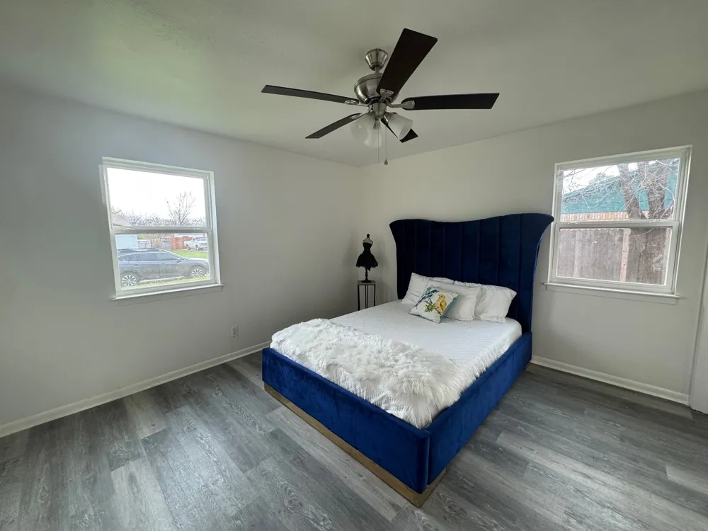 6412 Embassy Drive Forest Hill, TX 76119