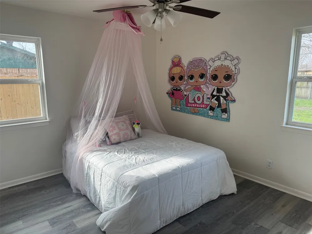 6412 Embassy Drive Forest Hill, TX 76119