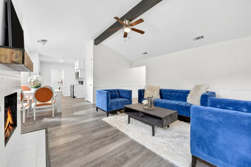 6412 Embassy Drive Forest Hill, TX 76119