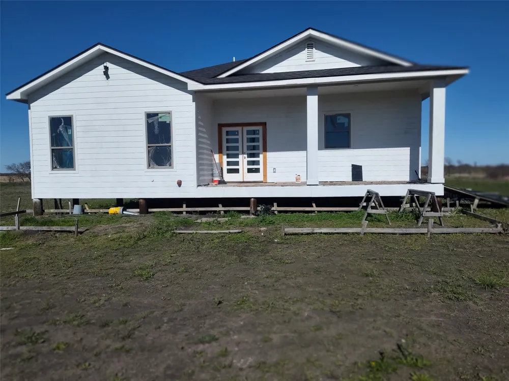 237 Barry Country Court Barry, TX 75102
