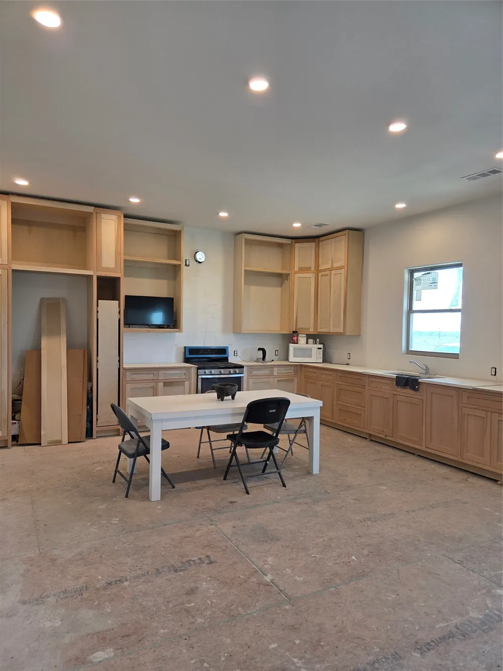 237 Barry Country Court Barry, TX 75102