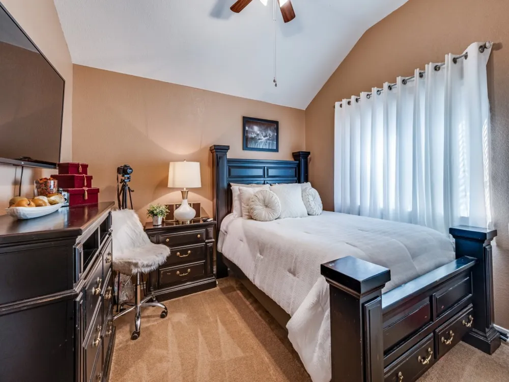 1128 Hayden Lane Savannah, TX 76227