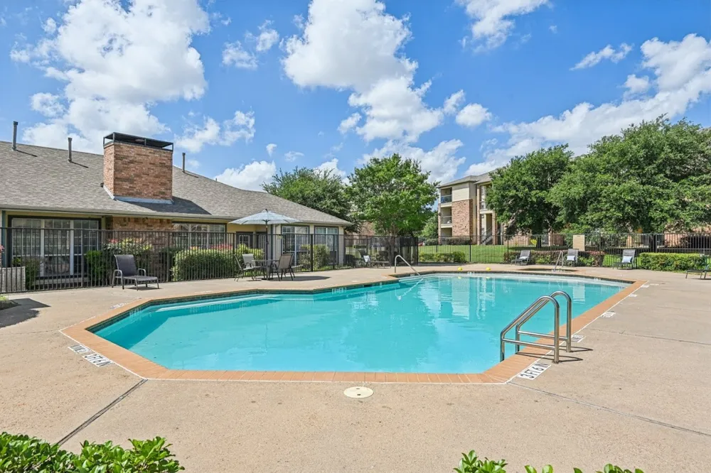 700 Timber Oaks Lane Grand Prairie, TX 75051