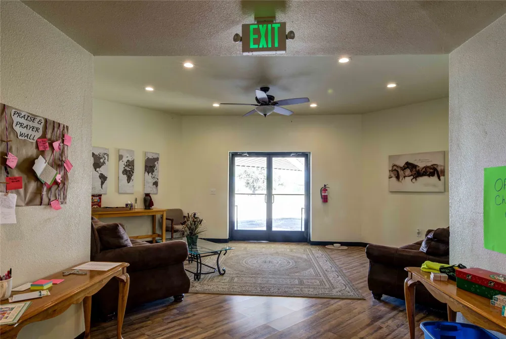 205 Davis Street Chico, TX 76431