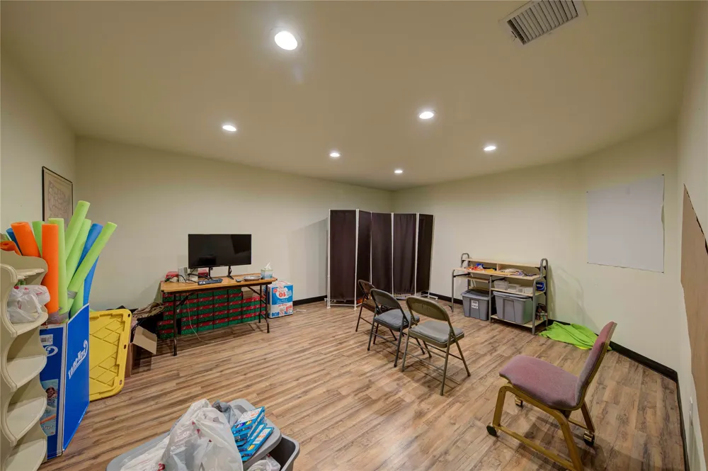 205 Davis Street Chico, TX 76431