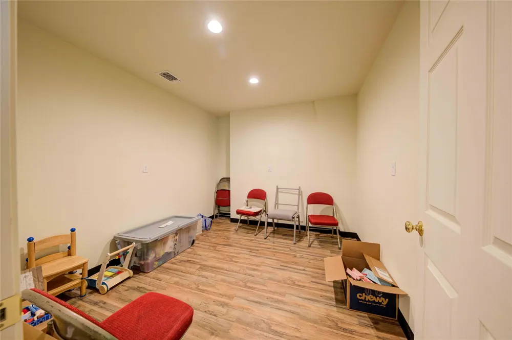 205 Davis Street Chico, TX 76431