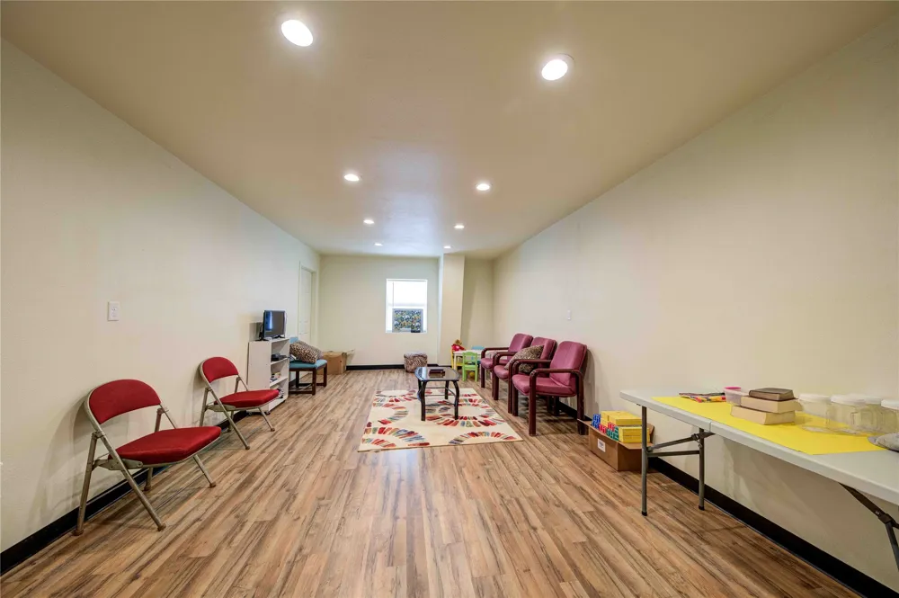 205 Davis Street Chico, TX 76431