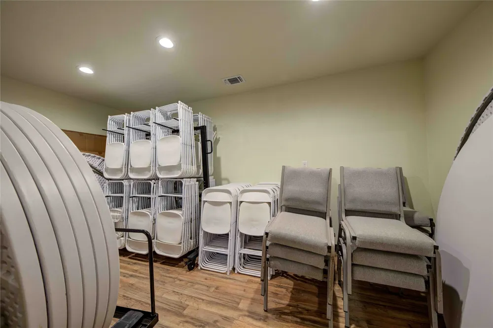 205 Davis Street Chico, TX 76431
