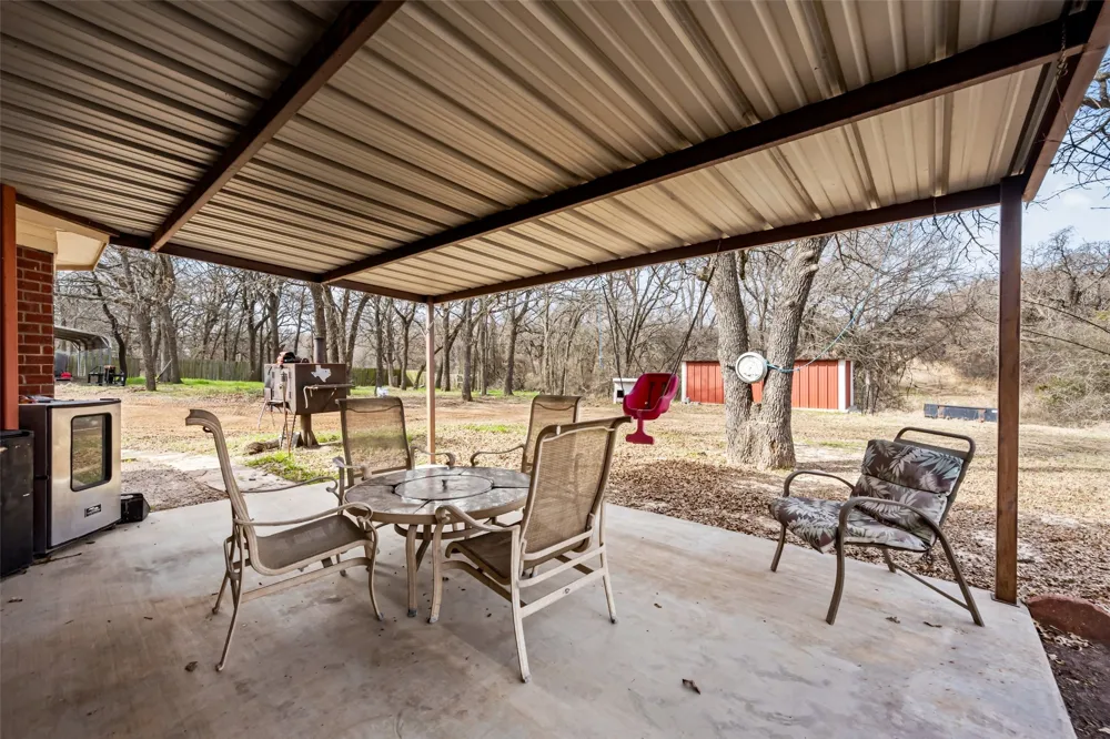 7698 Fm 920 Poolville, TX 76487