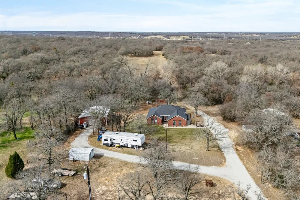 7698 Fm 920 Poolville, TX 76487