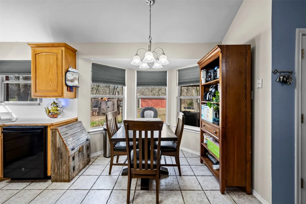 7698 Fm 920 Poolville, TX 76487