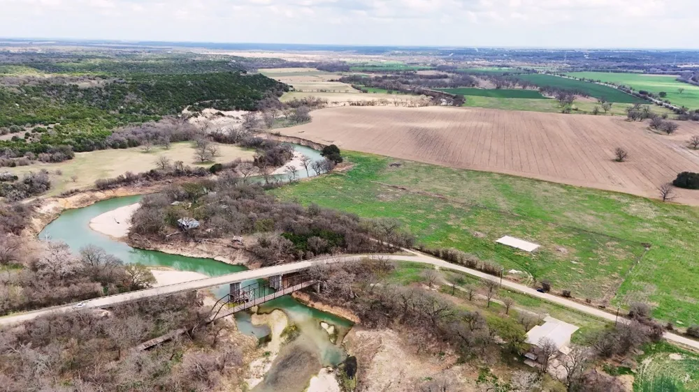 220 County Road 3310 Valley Mills, TX 76689