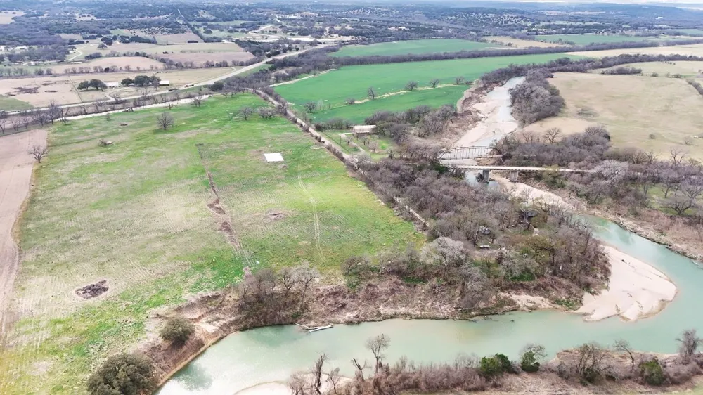 220 County Road 3310 Valley Mills, TX 76689