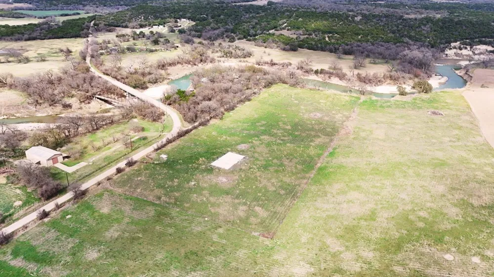 220 County Road 3310 Valley Mills, TX 76689