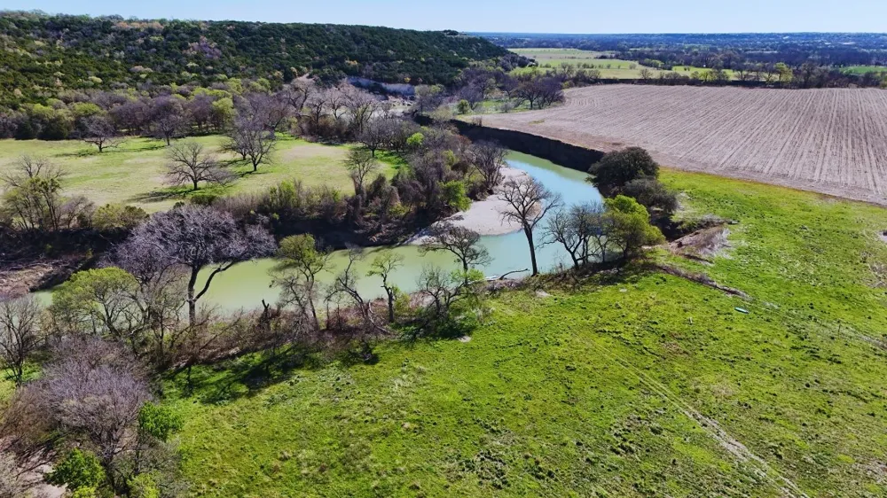 220 County Road 3310 Valley Mills, TX 76689