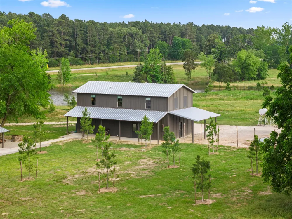 6114 HWY 37 Highway Mount Vernon, TX 75494