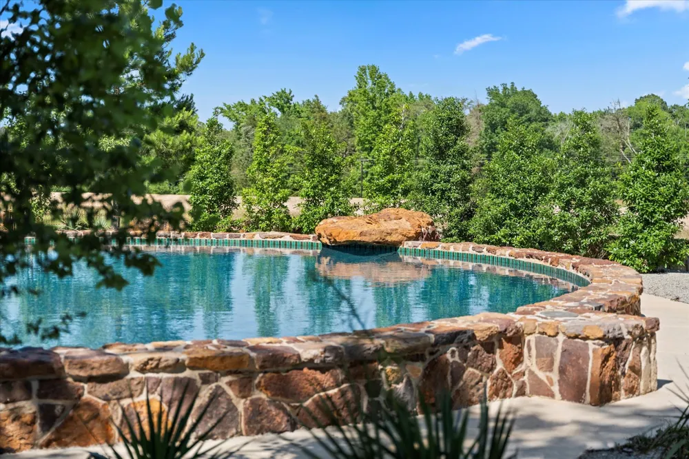 6114 HWY 37 Highway Mount Vernon, TX 75494