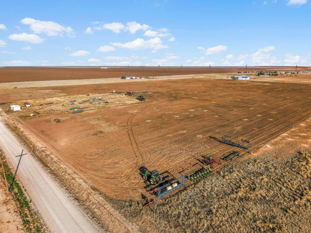County Road #5300 Lubbock, TX 79415