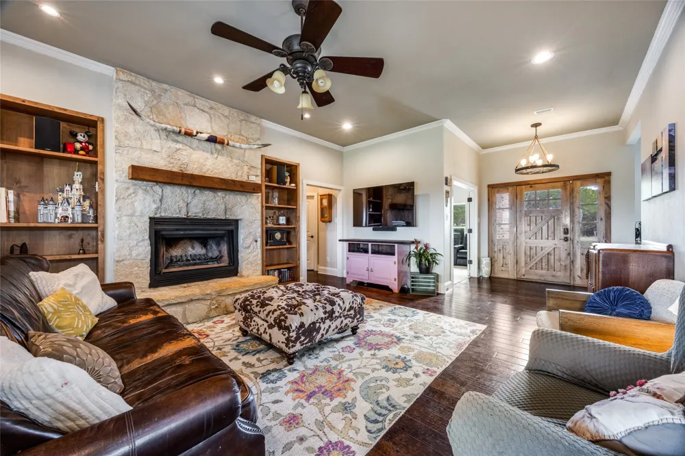 1462 Durham Road Whitewright, TX 75491