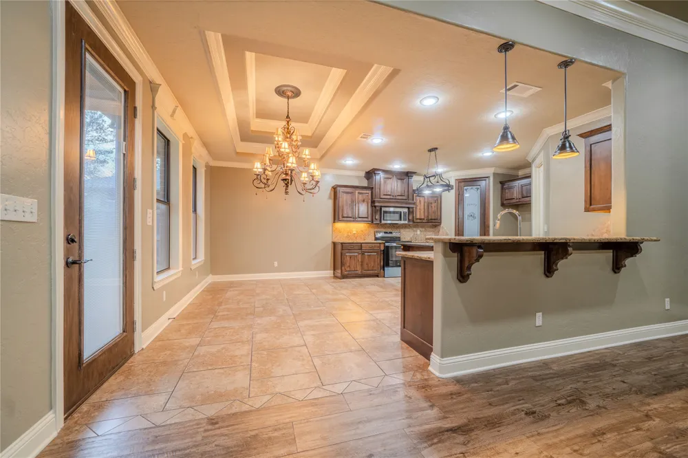 2114 W Hawkins Parkway Longview, TX 75605