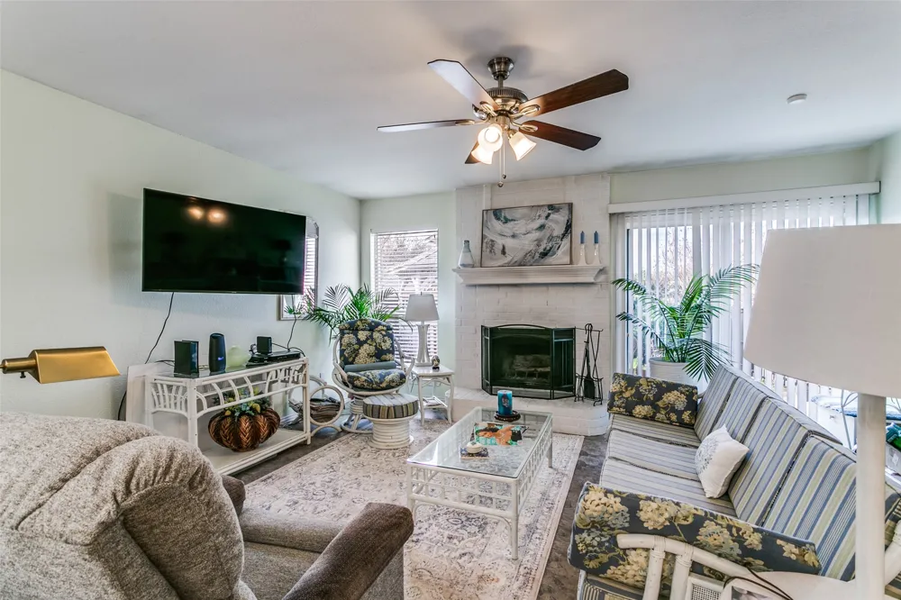 1051 Summit Park Lewisville, TX 75077