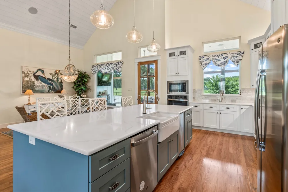 18076 Country Club Drive Kemp, TX 75143