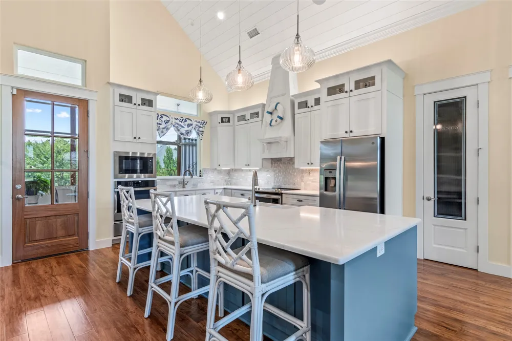 18076 Country Club Drive Kemp, TX 75143