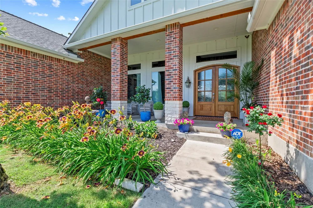 18076 Country Club Drive Kemp, TX 75143
