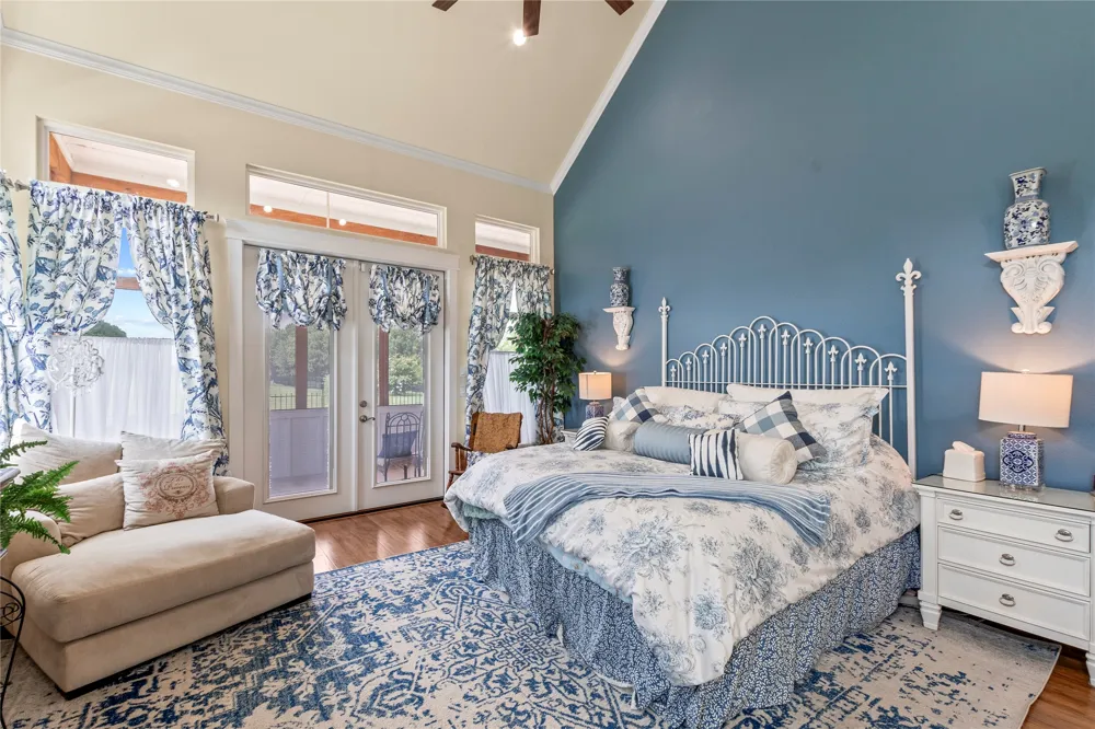 18076 Country Club Drive Kemp, TX 75143