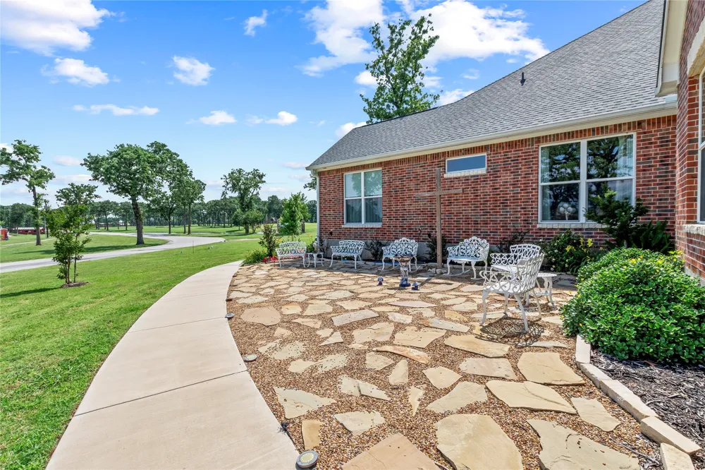 18076 Country Club Drive Kemp, TX 75143