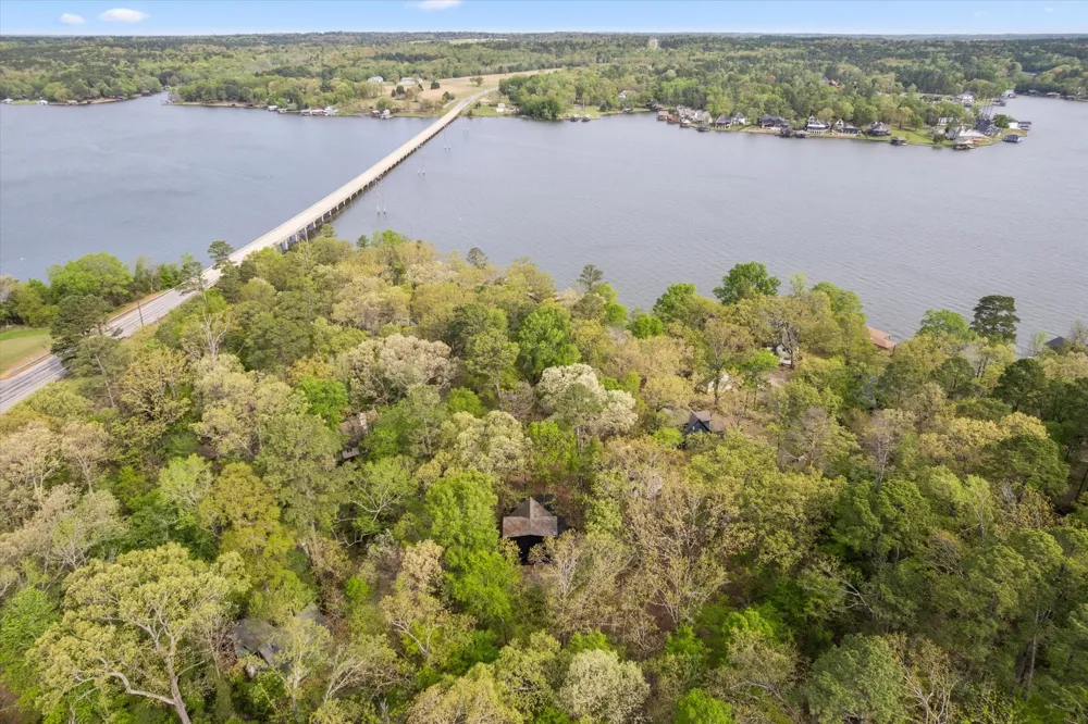 103 E Barker Creek Drive Scroggins, TX 75480