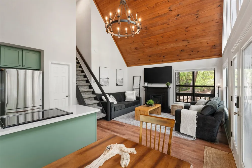 103 E Barker Creek Drive Scroggins, TX 75480