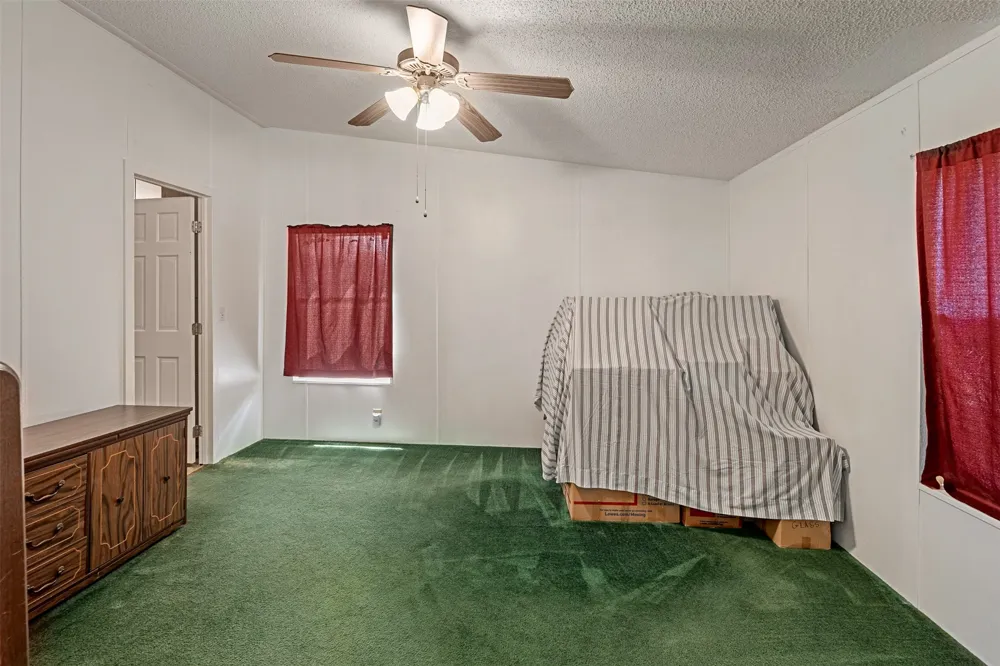 175 Kings Row Malakoff, TX 75148