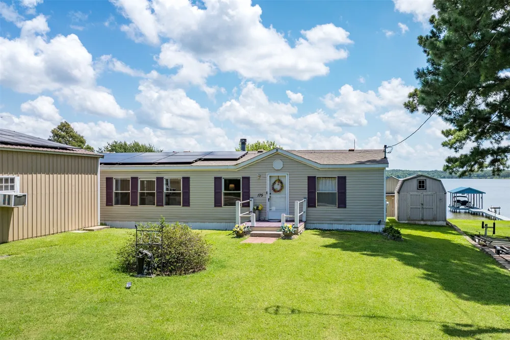 175 Kings Row Malakoff, TX 75148