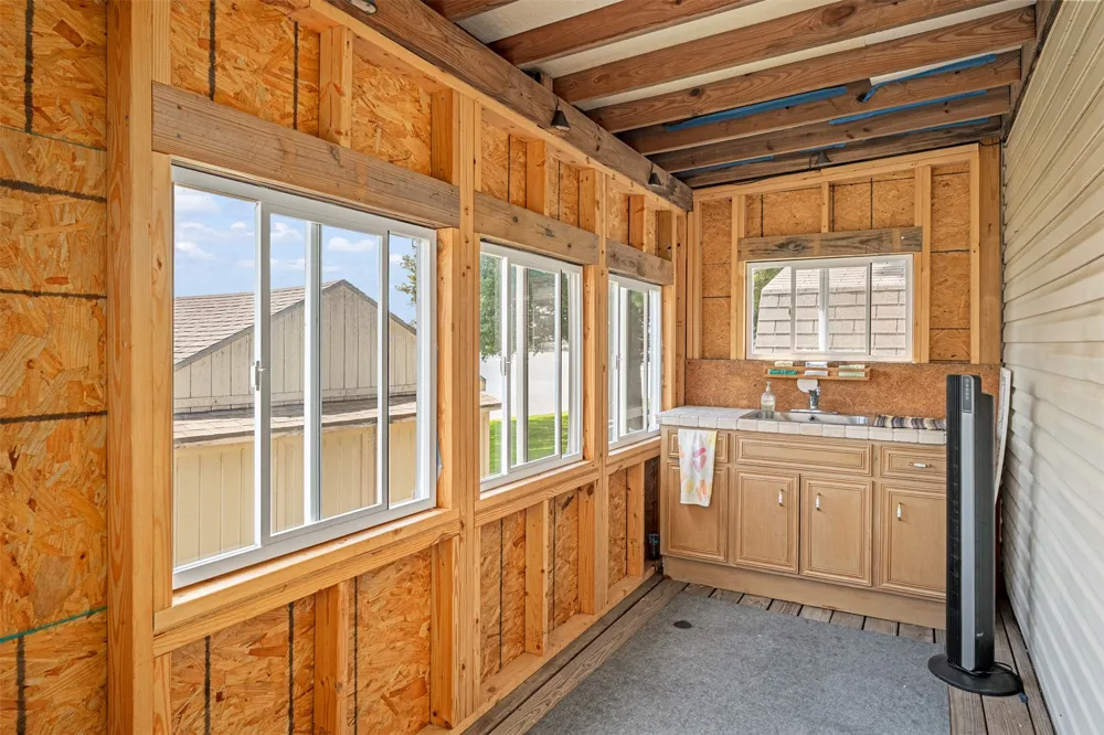 175 Kings Row Malakoff, TX 75148