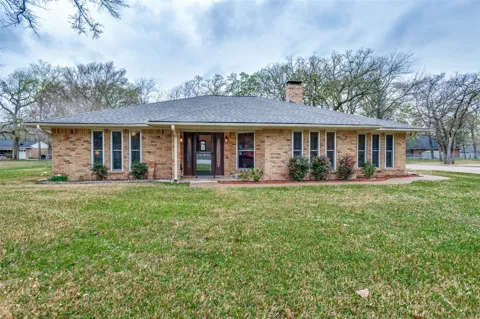 5 Huckleberry Lane