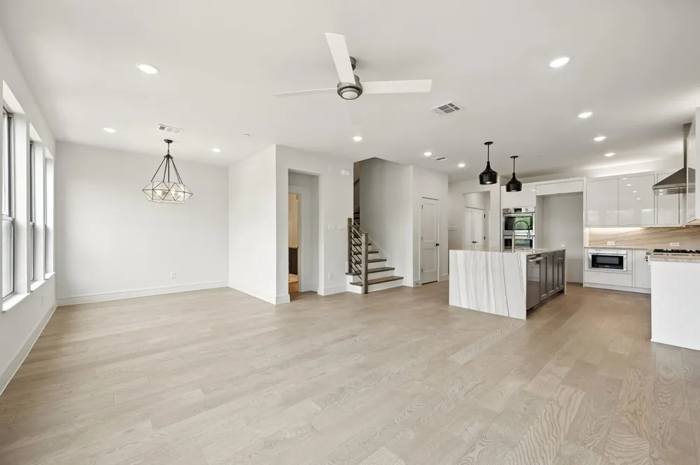 1364 Cherry Hills Lane Irving, TX 75038