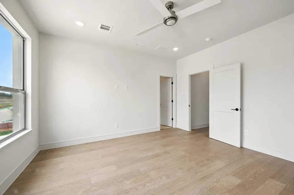 1364 Cherry Hills Lane Irving, TX 75038