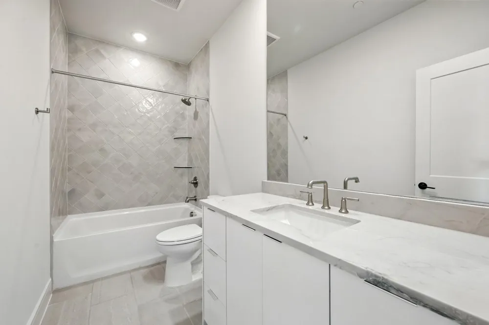 1364 Cherry Hills Lane Irving, TX 75038