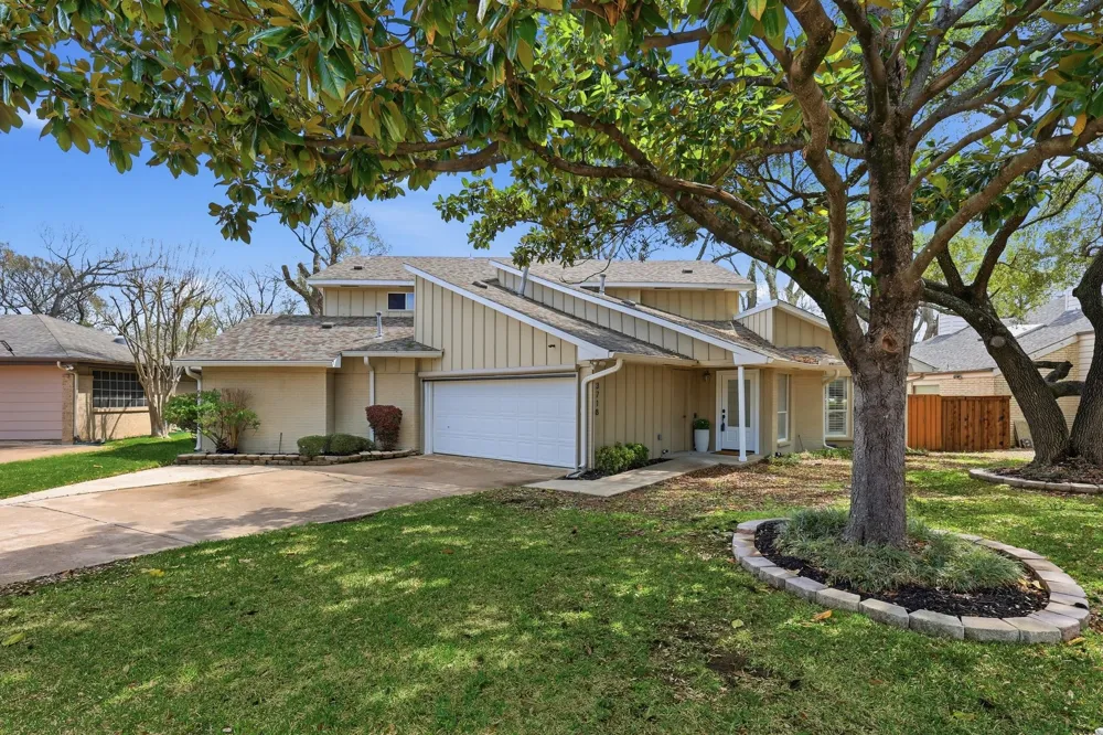 3718 Wooded Creek Drive Farmers Branch, TX 75244