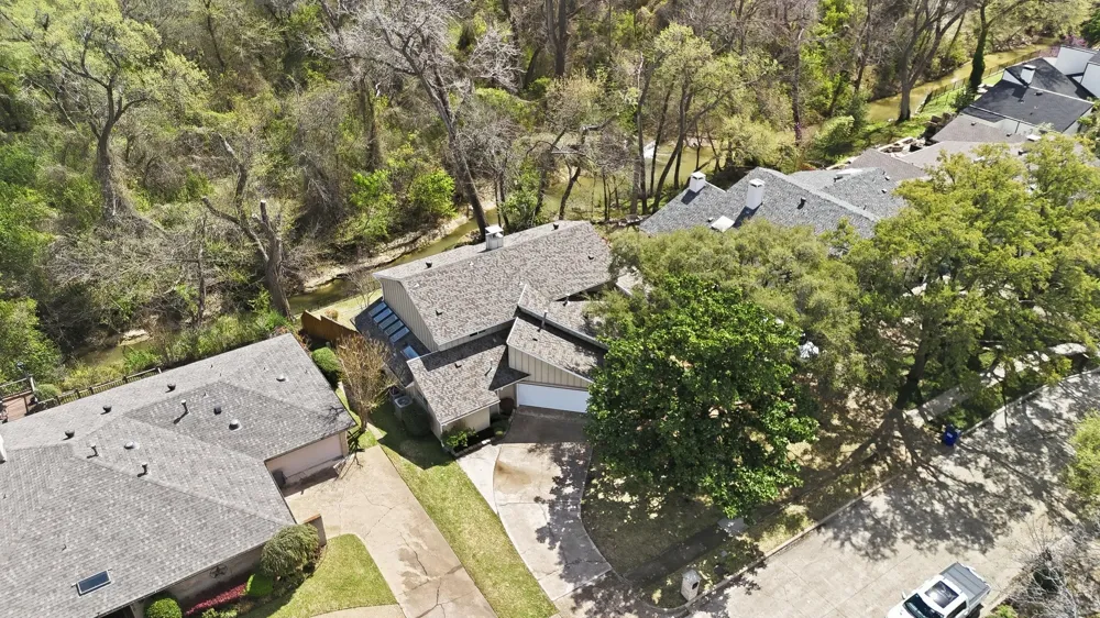 3718 Wooded Creek Drive Farmers Branch, TX 75244
