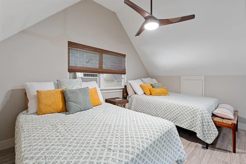 162 Lake Drive Enchanted Oaks, TX 75156