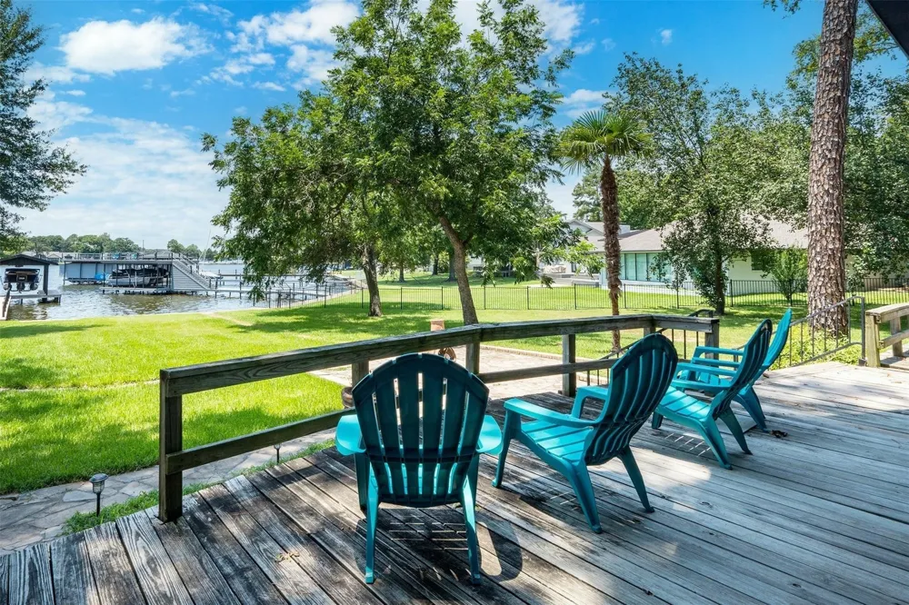 162 Lake Drive Enchanted Oaks, TX 75156