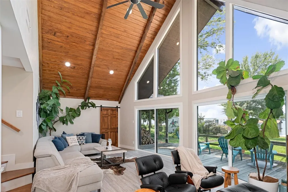 162 Lake Drive Enchanted Oaks, TX 75156
