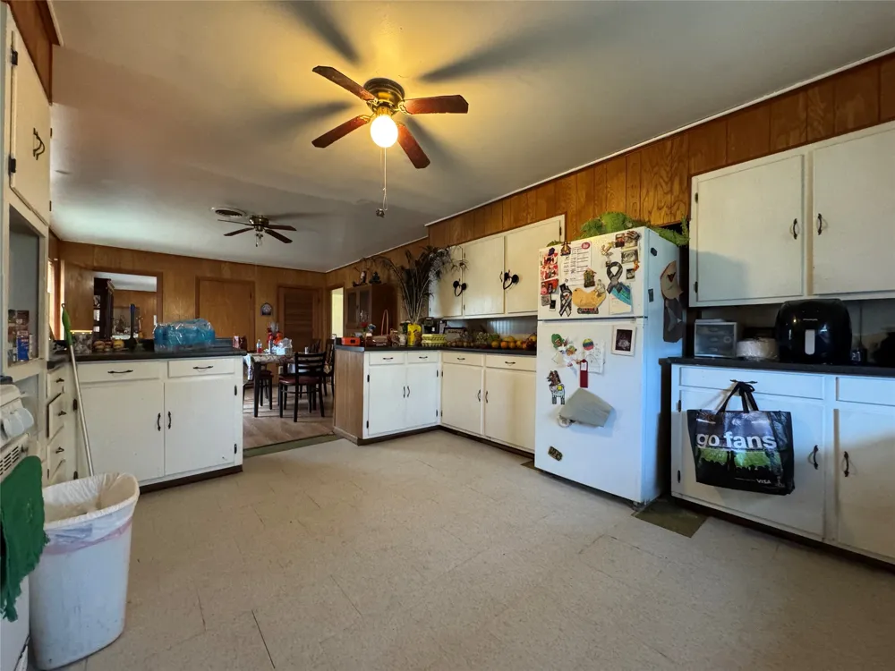 733 Foster Street Marlin, TX 76661