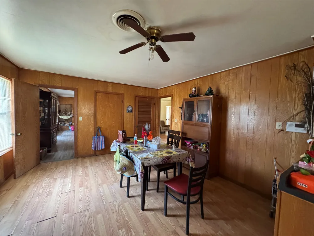 733 Foster Street Marlin, TX 76661