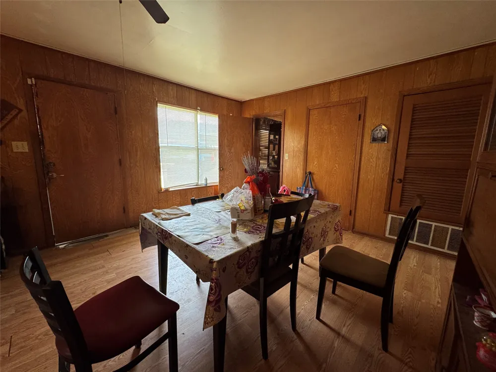 733 Foster Street Marlin, TX 76661