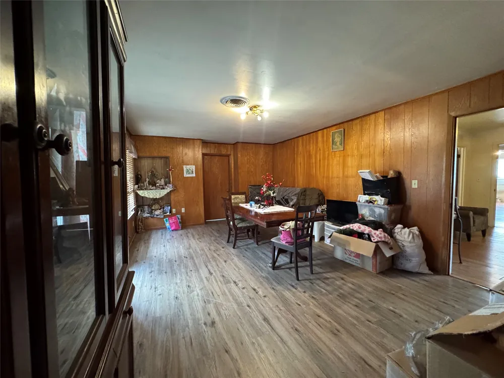 733 Foster Street Marlin, TX 76661